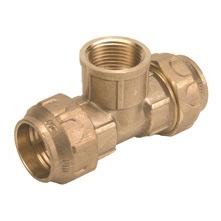 JUNTA EN «T» HEMBRA 1/2″X20 LATON PE/PE